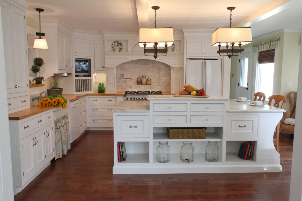 White Kitchen Cabinets 1200x800 